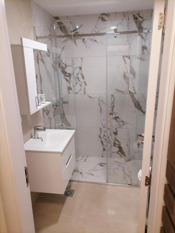 Apartman Ana Nisz Zewnętrze zdjęcie